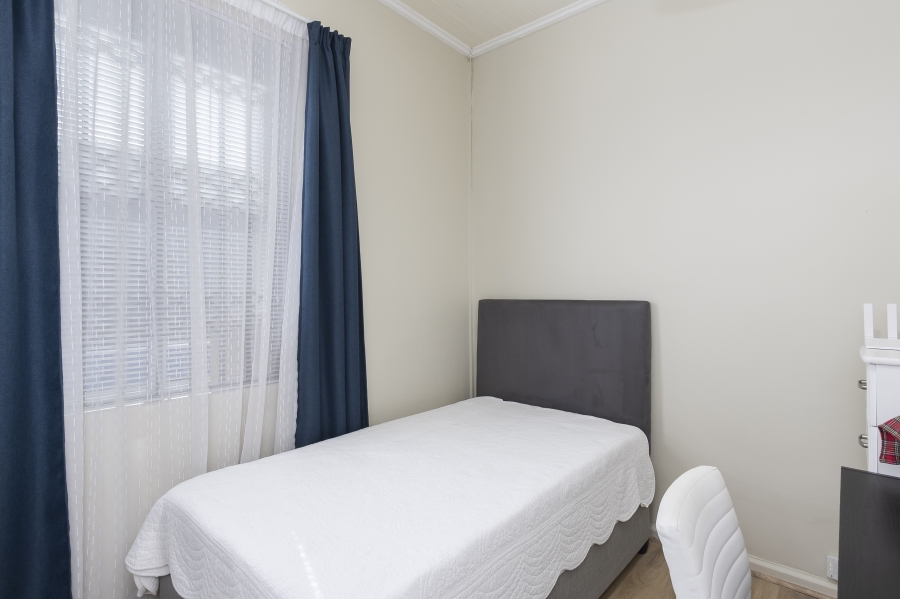 3 Bedroom Property for Sale in Strand Central Western Cape